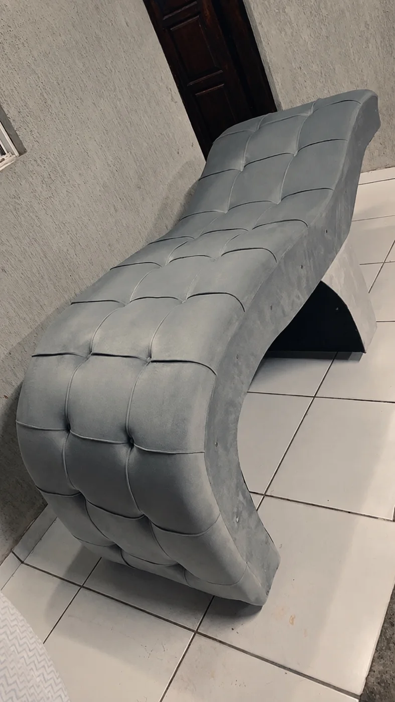 Maca Curva cinza, foto real